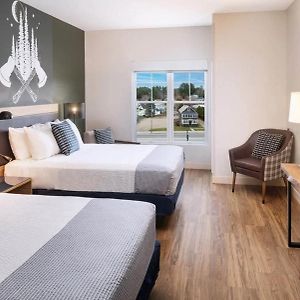 Standard Room Two Queen Beds